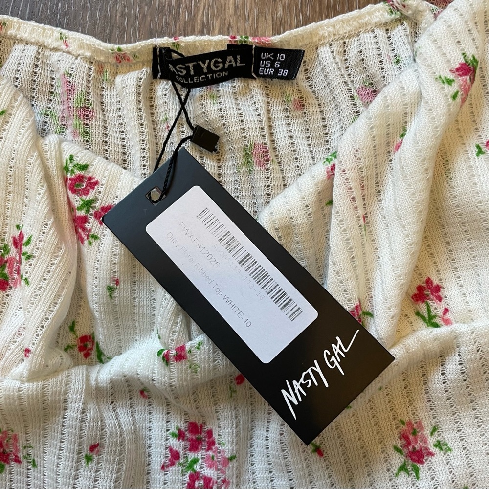 Ribbed Floral Square Neck Puff Sleeve Top NWT - Picture 3 of 4